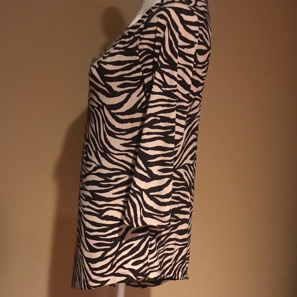 New Chico’s animal print top.. - Picture 2 of 3